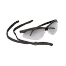 Lentes de protección con marco negro y mica clara con cordón